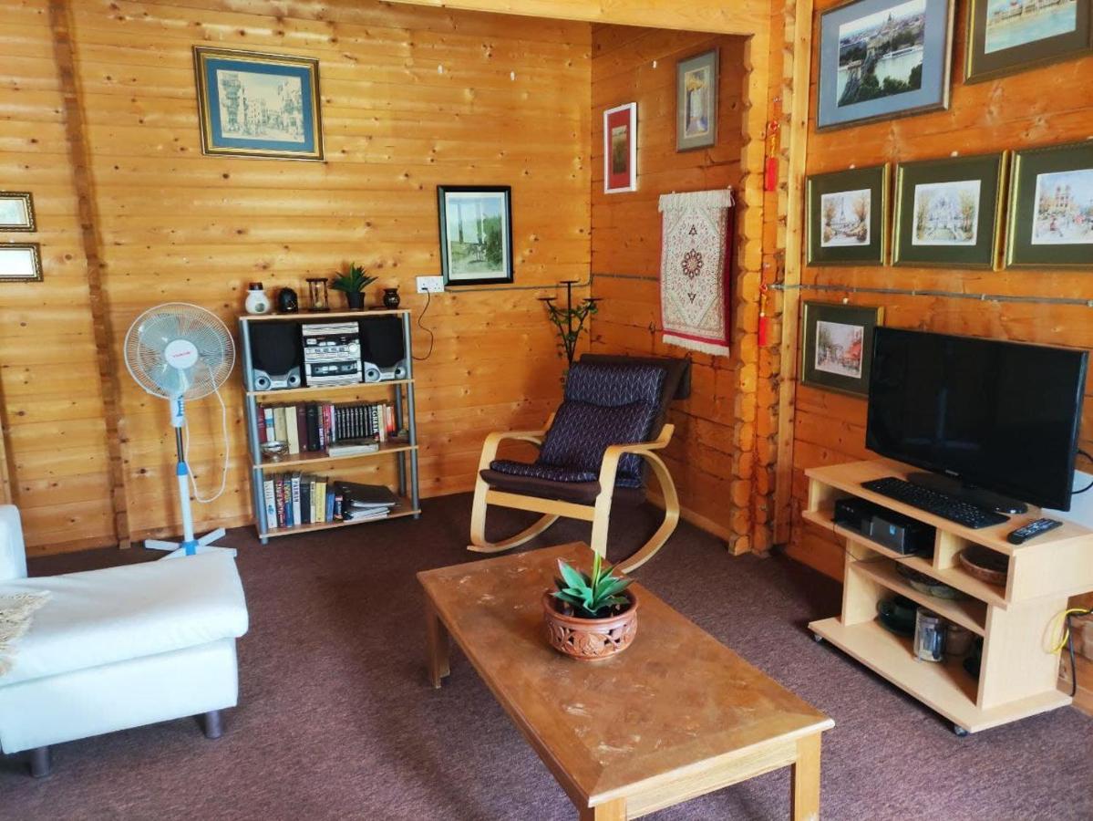 The Cosy Mountain Cabin With Stunning Views Near Troodos Kato Amiandos Zewnętrze zdjęcie